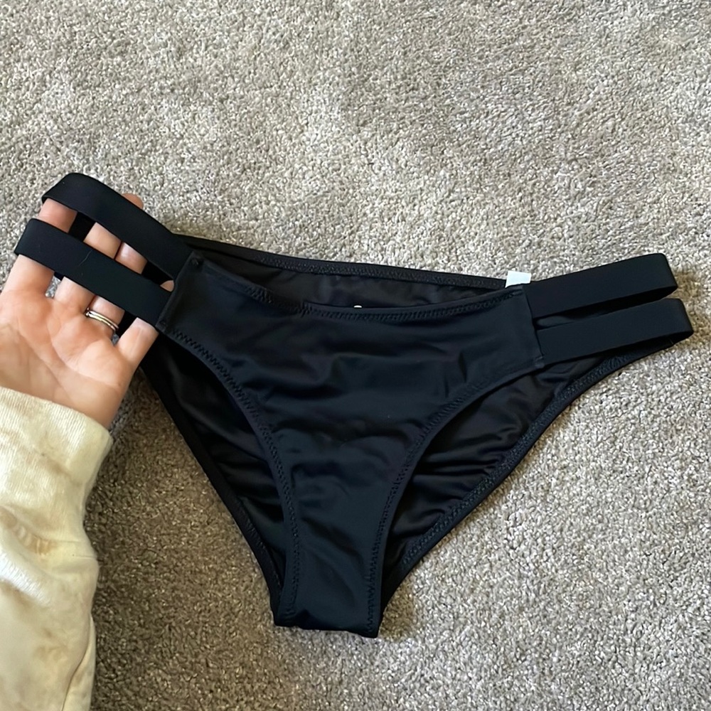 Shade and shore bikini bottom